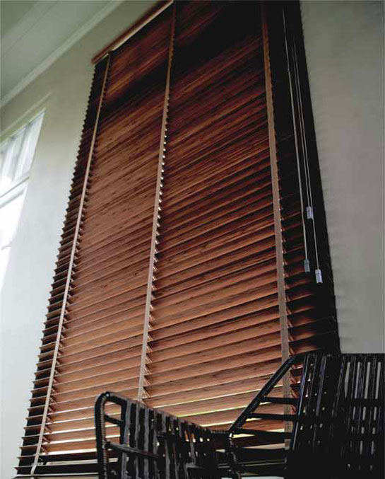 Ominaisuudet Wooden blinds 50mm, belt ladder