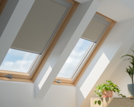 RoofLITE+ DUA -pimennysverhot sivupalkeilla