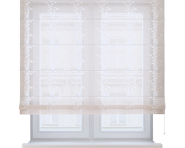 Olohuoneen roomalaiset kaihtimet erkkeri-ikkunaan