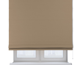 Roomalainen kaihtimet kiinnikkeillä