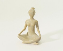Jooganaishahmo Asana II 6x6x10 cm