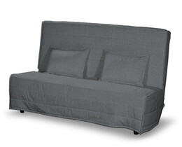 Pitkä vuodevaatekaappi ja 2 tyynynpäällistä sohvanpäällinen