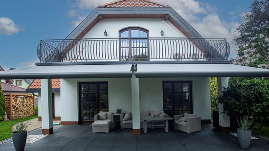 
										Sisäänvedettävät markiisit
																						