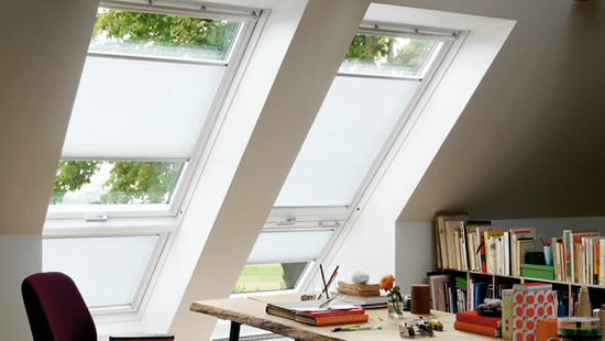 VELUX laskostetut kaihtimet